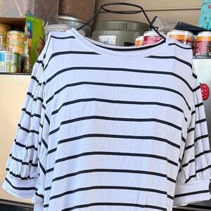 Striped White and Black Short Sleeve Top